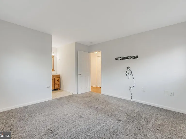 350 Gatewater Ct #A — Photo 22