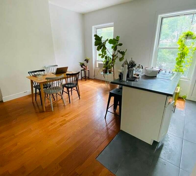 1st image of 50 Livingston St APT 5