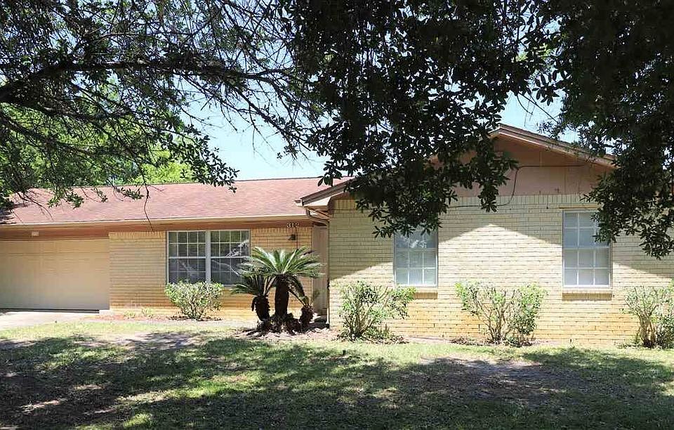 1st image of 312 Smith Cir