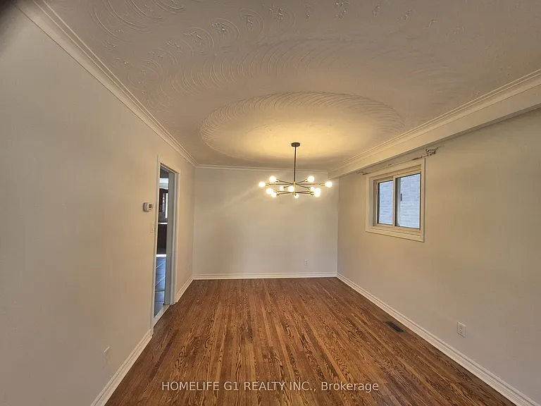 34 Mystic Ave #MAIN FLOOR — Photo 12