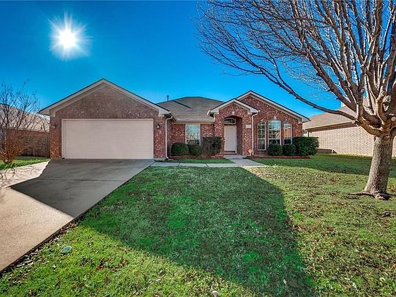 3rd image of 4508 Fox Meadows Ln