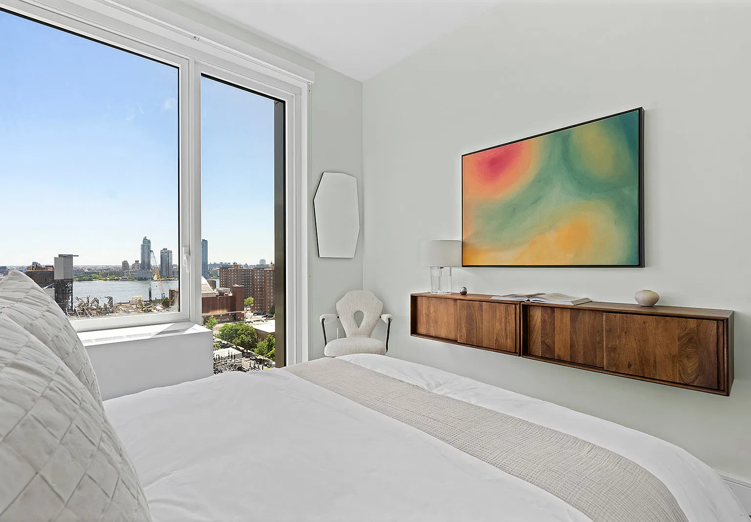 644 East 14th Street — Photo 4