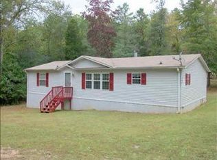 396 Forest Rd, Enoree, SC 29335