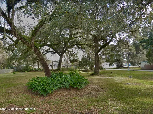 2 W Fort Dade Ave, Brooksville, FL 34601