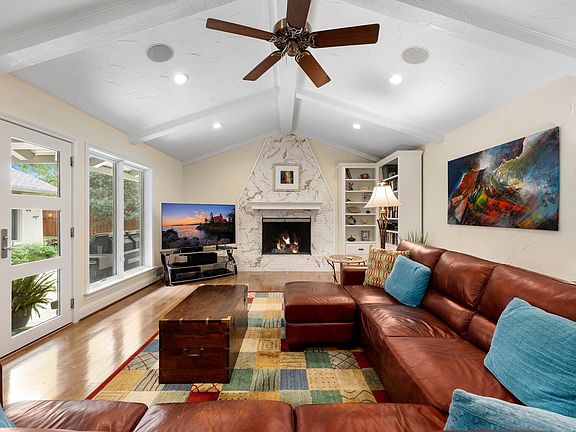 5th image of 6950 Mossvine Dr