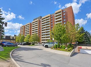 31 Four Winds Dr #701, Toronto, ON M3J1K9