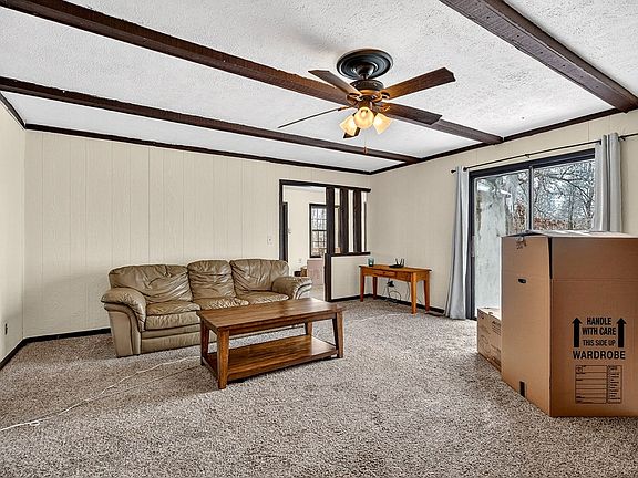 5th image of 146 Dc Ln
