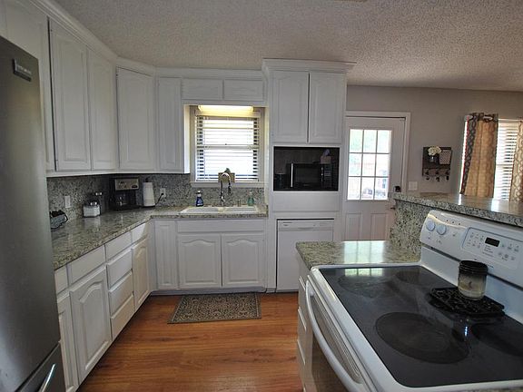 3rd image of 14860 E County Road 101