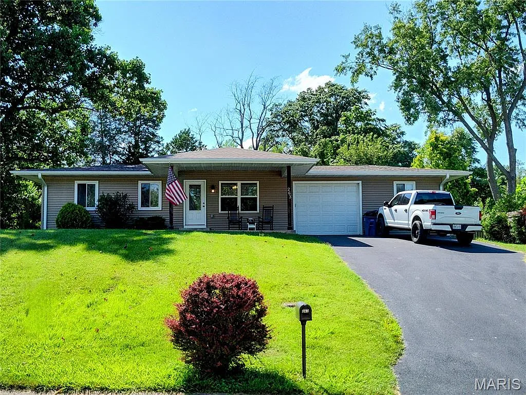 263 E Skyline Dr photo 1