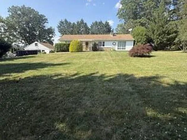 1493 Crottlestown Rd, Chambersburg, PA 17202