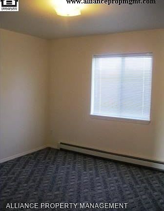 4th image of 701 Mantle Dr #D
