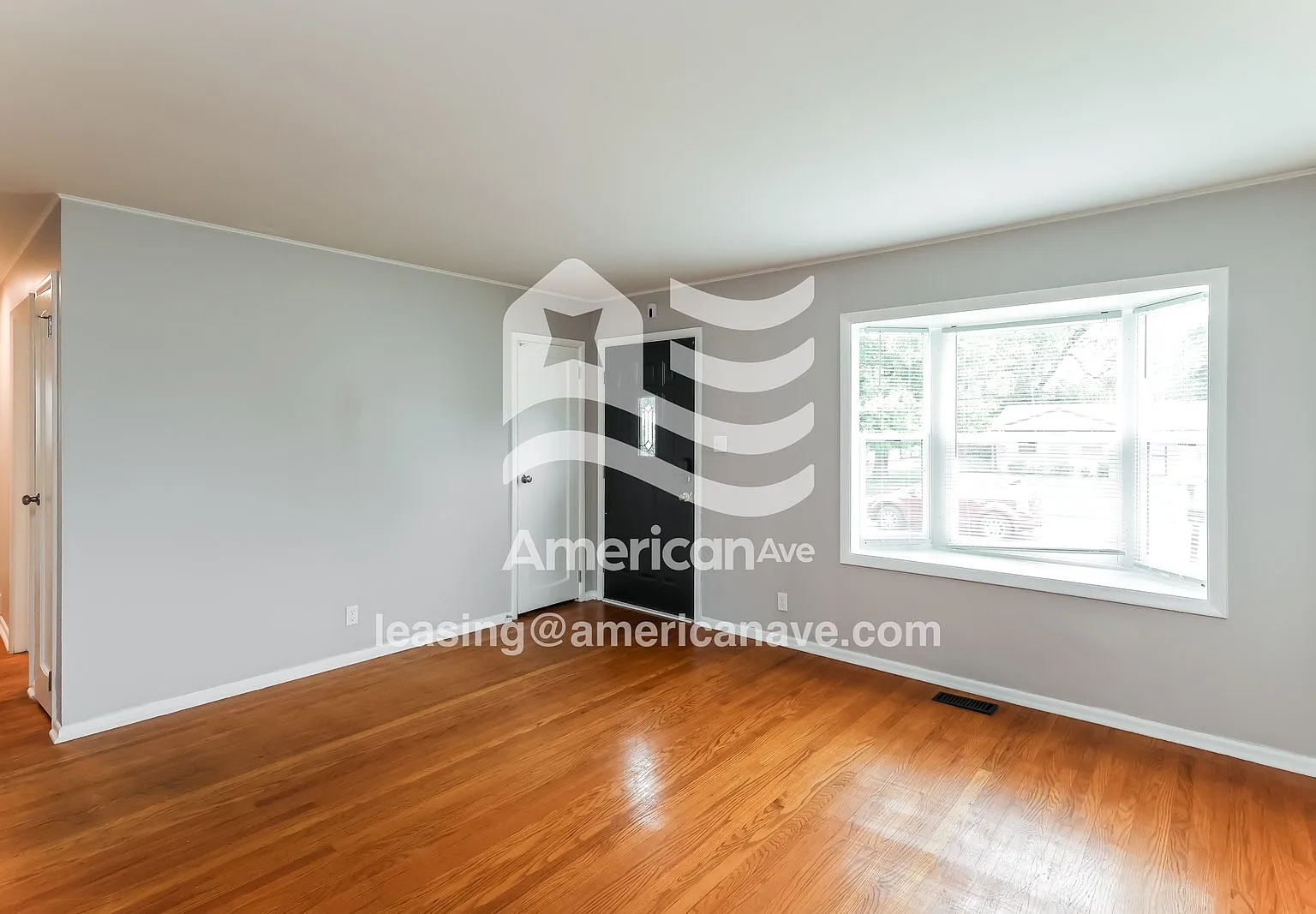 3 bed, 2.5 bath, 1031 sqft, $1,597 — Photo 4