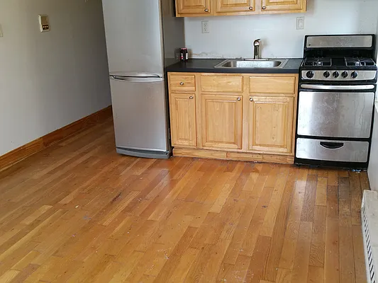 Rented by Blue Egg Realty Corp | media 66