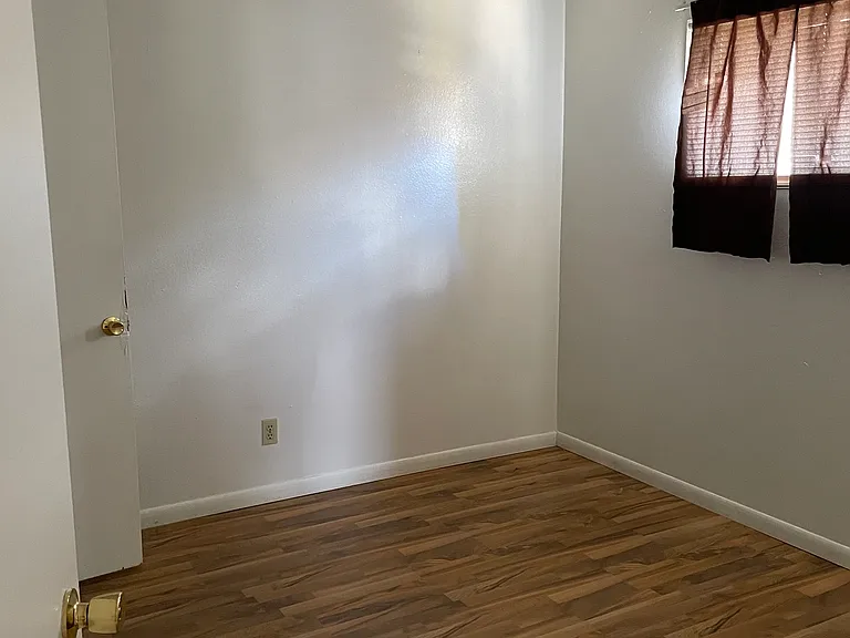 1409A Trinity St — Photo 4
