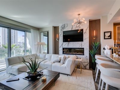 222 Karen Ave UNIT 305, Las Vegas, NV, 89109