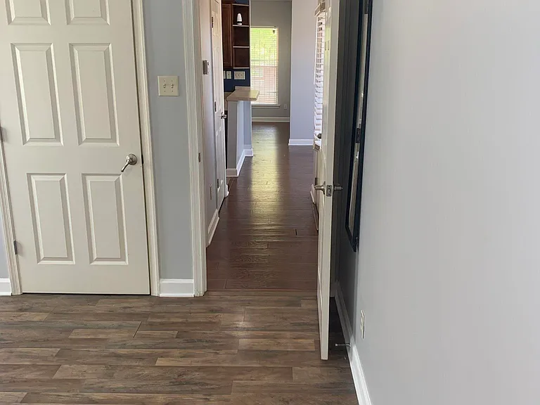 158 Keel Ave — Photo 10