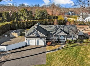 367 Lincoln St, Seekonk, MA 02771