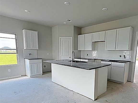 2nd image of 12101 Cannon Cove Ln