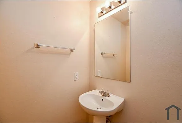 19134 Yaupon Ranch Dr — Photo 8
