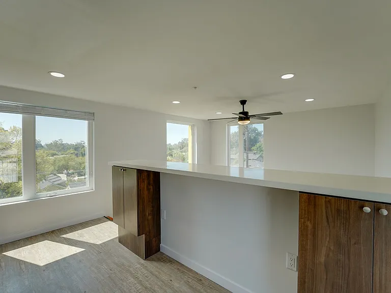 Duplet at Hillcrest | Modern Studio, 1 & 3 Bedroom Apartments — Photo 20