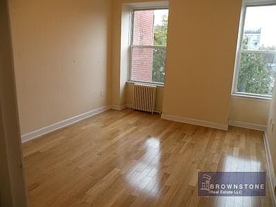 2nd image of 171 Carroll St APT 3