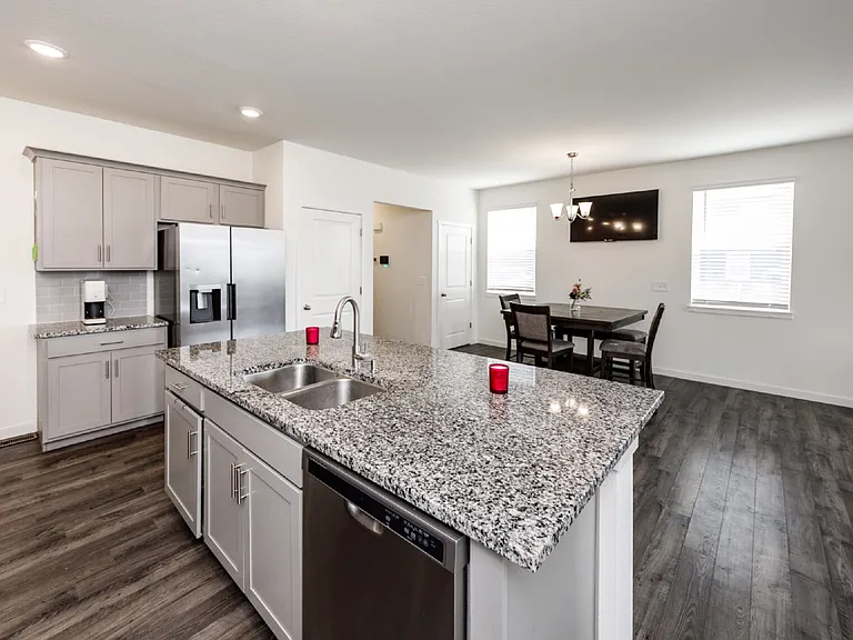 10213 Castor Dr — Photo 13