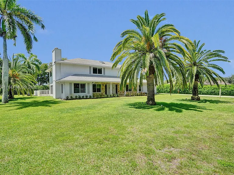 4024 Frances Dr — Photo 10