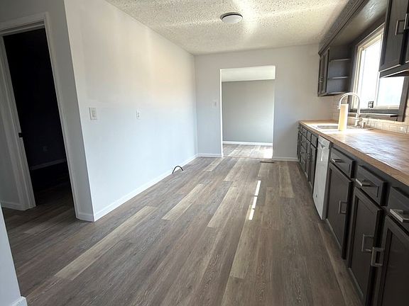 5th image of 336 Chestnut St