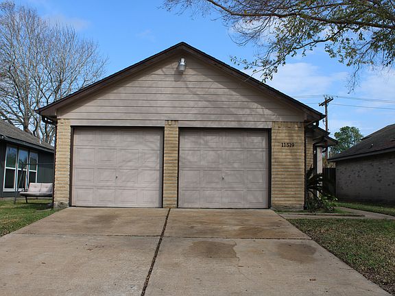 3rd image of 11519 Sagecreek Dr