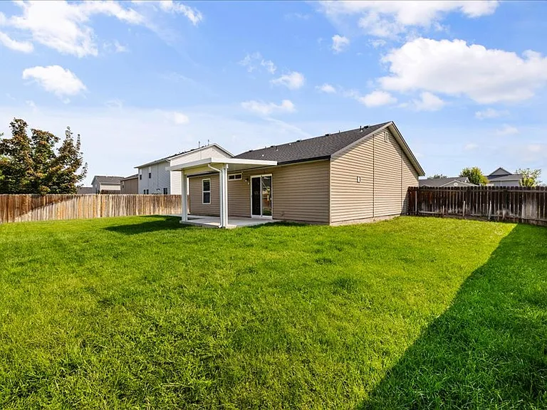 1057 S Benewah Lake Ave — Photo 29