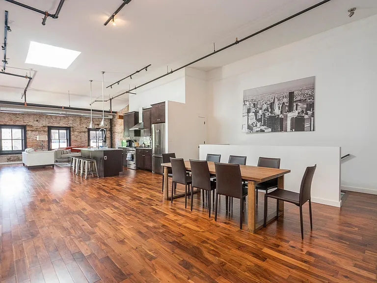 30 S 7th St #FURNISHED — Photo 9