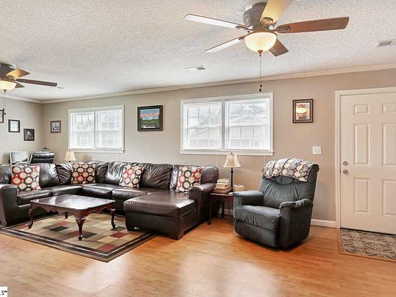 4th image of 320 Berea Forest Cir