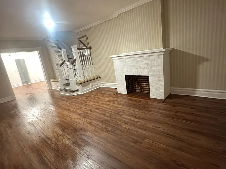 232 Rector St — Photo 2