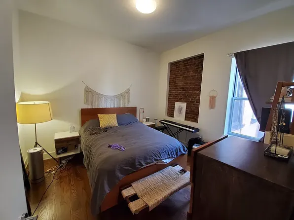 68 Livingston Street image 5 of 11