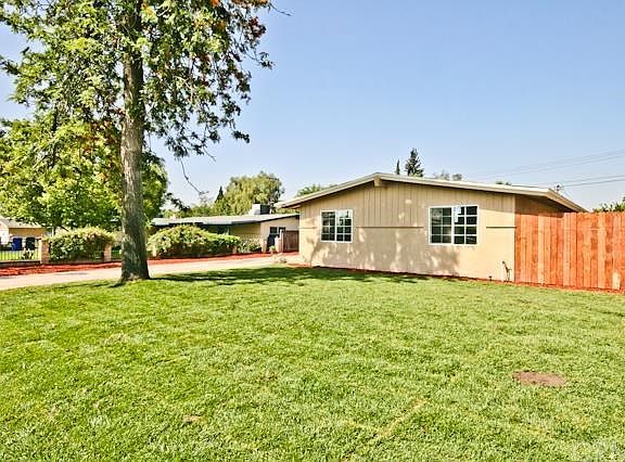 3rd image of 6996 Elm Ave