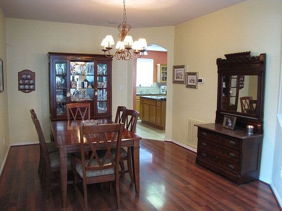 2nd image of 3500 Santa Inez Cir