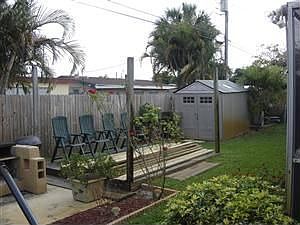 2nd image of 5531 SW 7th St