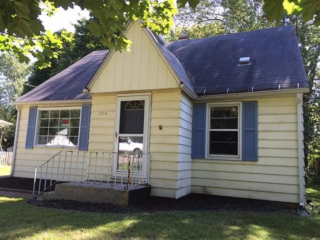 1st image of 1714 Byrd Dr