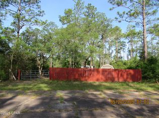 Topaz Crk, Chipley, FL 32428