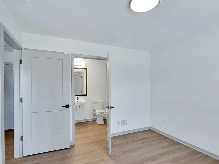 The Allyson Townhomes — Photo 14
