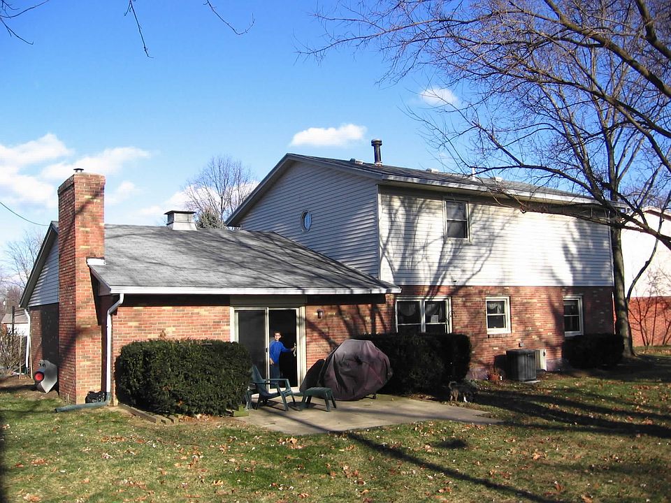 2nd image of 918 Catalpa Cir
