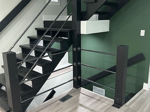 4th image of 7318 S Aberdeen St