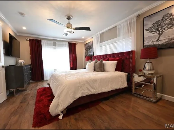 8834 Blewett Ave, Saint Louis, MO 63136