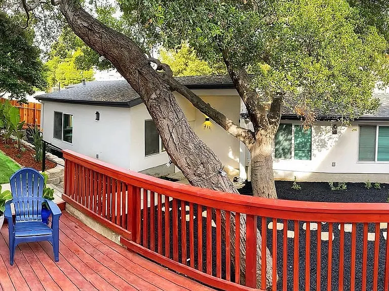 311 Van Buren Ave — Photo 8