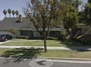 821 Navajo Dr, Riverside, CA 92507