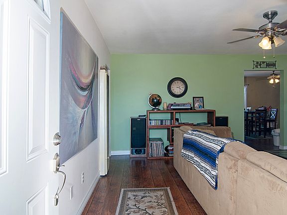 3rd image of 1715 E 10th St