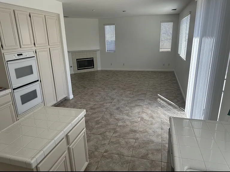 11306 Trailstone Ct — Photo 8
