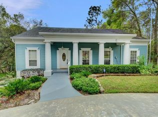 2144 Penn Dr, Deland, FL 32724