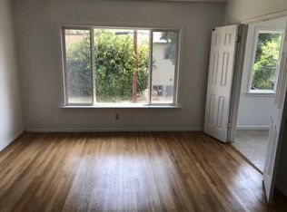 1200 S Sherbourne Dr #10, Los Angeles, CA 90035