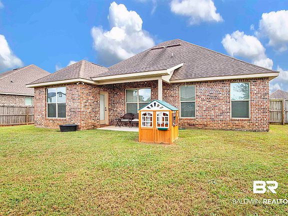 3rd image of 21115 Cabernet Ln